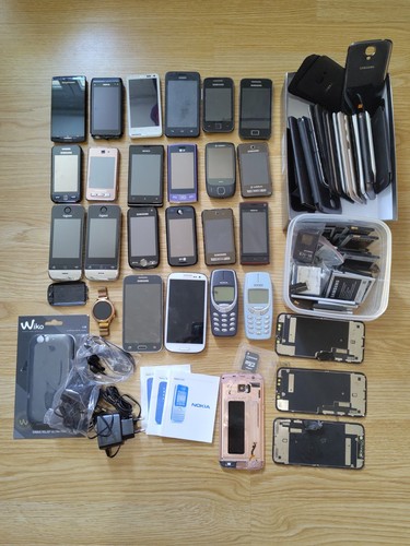Lot vieux tel samsung - 22,